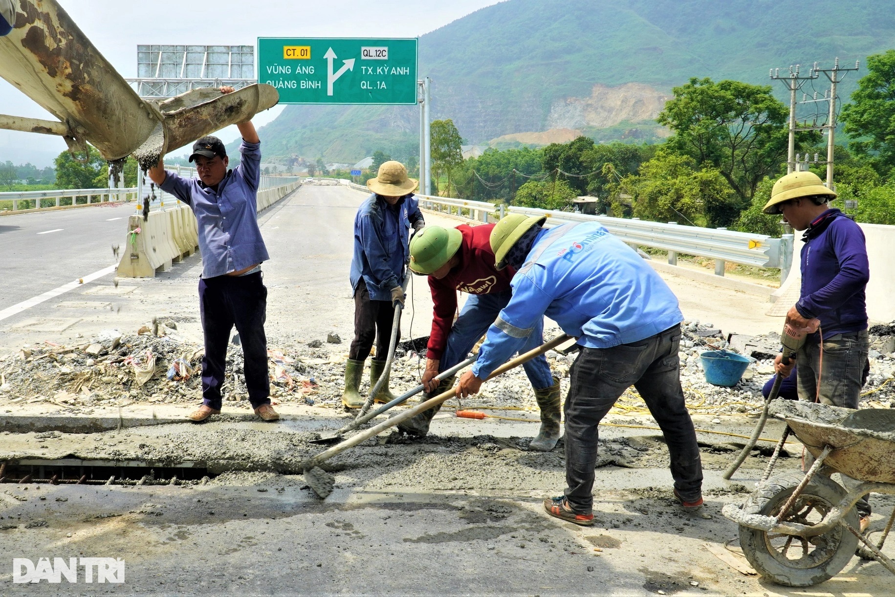 Toàn cảnh cao tốc kết nối đến phía nam Hà Tĩnh, nhiều đoạn xuyên đồi - 6