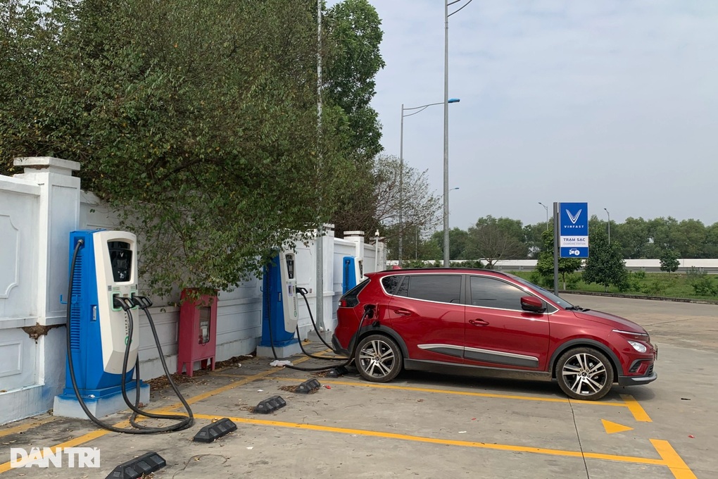 Hầu hết người dùng xe điện không muốn quay về với xe động cơ đốt trong - 1 Hầu hết người dùng xe điện không muốn quay về với xe động cơ đốt trong - 1