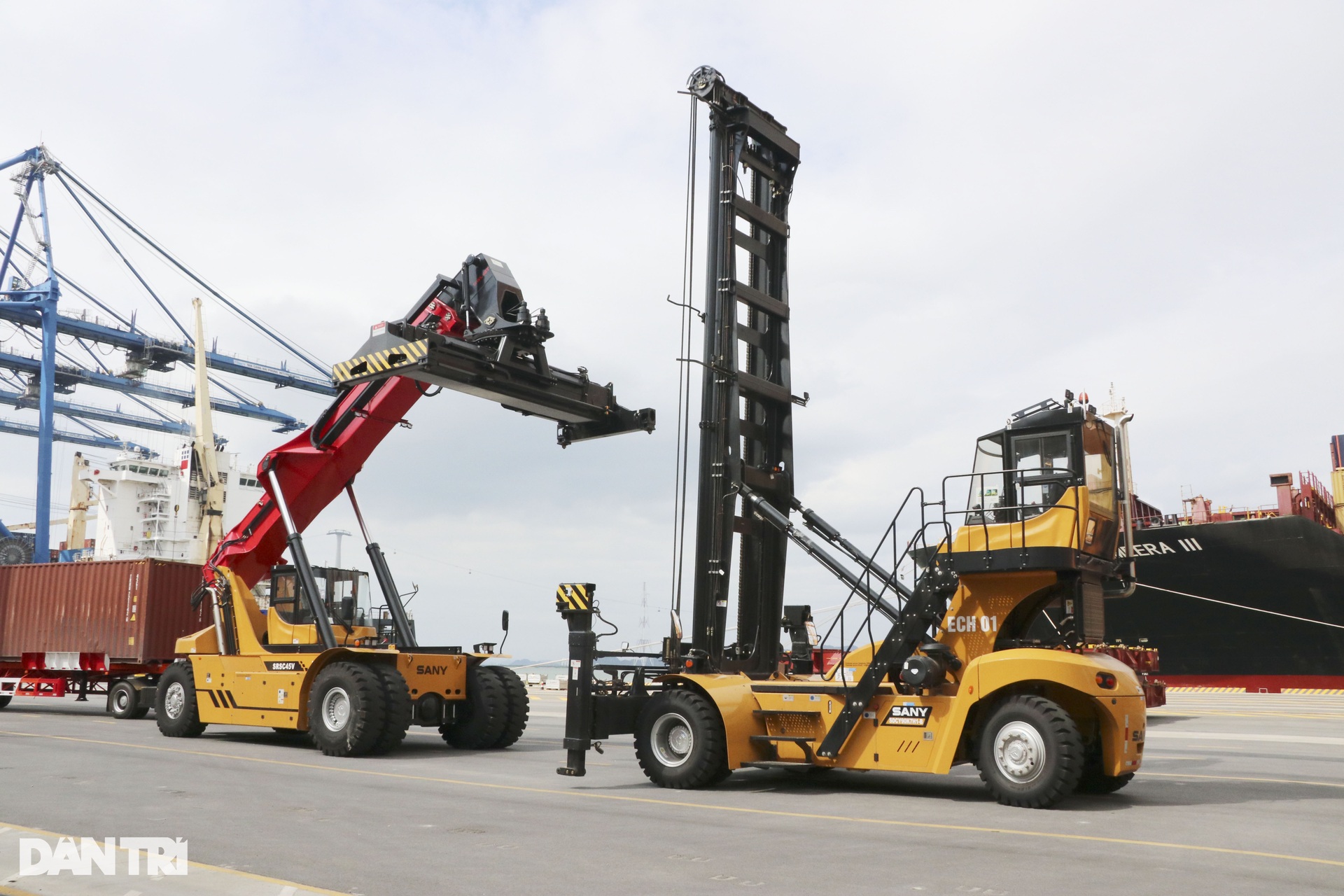 Hai bến cảng container quốc tế hiện đại nhất miền Bắc - 7 Hai bến cảng container quốc tế hiện đại nhất miền Bắc - 7